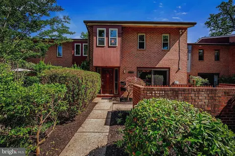6128 Buckingham Manor Dr, Baltimore, MD 21210