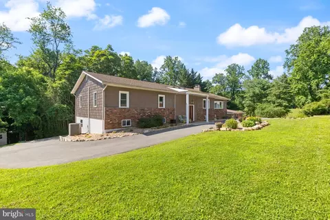 Exterior - 13033 Bottom Rd, Hydes, MD 21082 photo 2 of 5