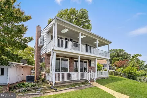 8350 Bear Creek Dr, Baltimore, MD 21222