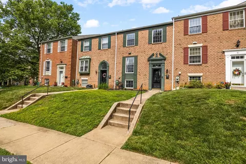 83 Blondell Ct, Lutherville Timonium, MD 21093