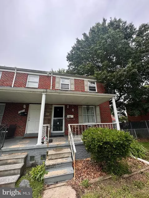 958 Middleborough, Essex, MD 21221