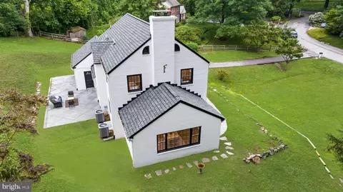 Exterior - 7819 Overbrook, Ruxton, MD 21204 photo 6 of 14