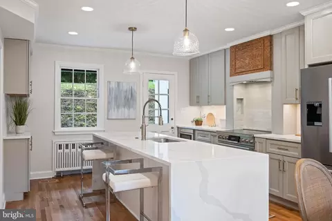 Kitchen - 7819 Overbrook, Ruxton, MD 21204 photo 6 of 8