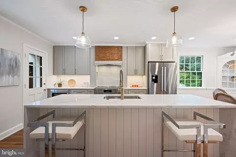 Kitchen - 7819 Overbrook, Ruxton, MD 21204 photo 2 of 8