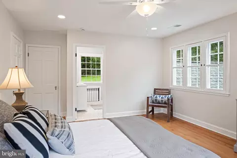 Bedroom - 7819 Overbrook, Ruxton, MD 21204 photo 4 of 9