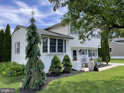 829 Kellogg Rd, Lutherville Timonium, MD 21093