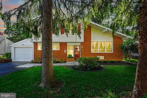 809 Providence Rd, Towson, MD 21286