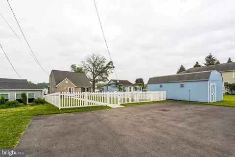 Exterior - 4012 Chestnut, Middle River, MD 21220 photo 3 of 7