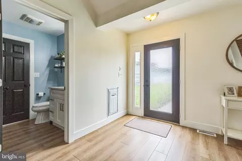 Entry Way - 4012 Chestnut, Middle River, MD 21220 photo 1 of 6