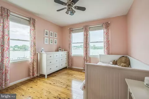 Bedroom - 4012 Chestnut, Middle River, MD 21220 photo 2 of 6