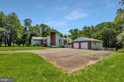 Exterior - 5921 Ebenezer Rd, White Marsh, MD 21162 photo 4 of 7