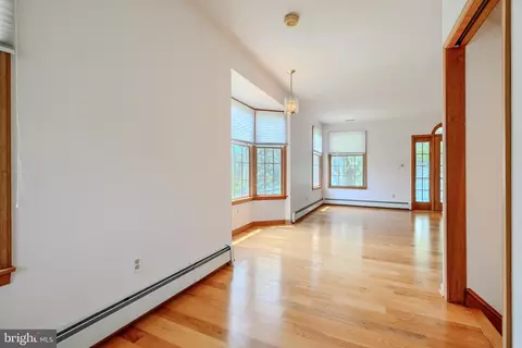 3708 Middle River Ave, Middle River, MD 21220 photo 14