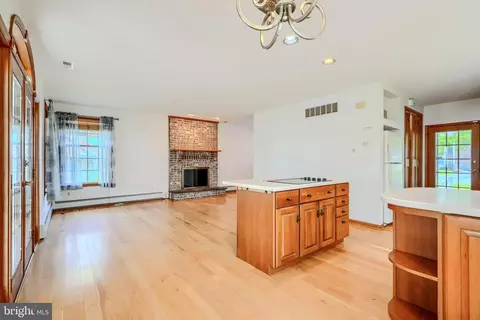 3708 Middle River Ave, Middle River, MD 21220 photo 10