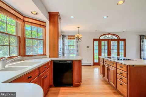 3708 Middle River Ave, Middle River, MD 21220 photo 4