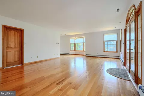 3708 Middle River Ave, Middle River, MD 21220 photo 16