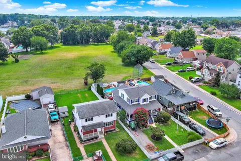 View/Area - 7105 River Drive Rd, Sparrows Point, MD 21219 photo 3 of 8