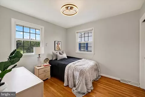 Bedroom - 7105 River Drive Rd, Sparrows Point, MD 21219 photo 2 of 4