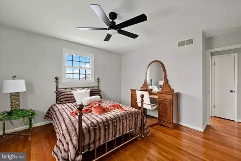 Bedroom - 7105 River Drive Rd, Sparrows Point, MD 21219 photo 4 of 4