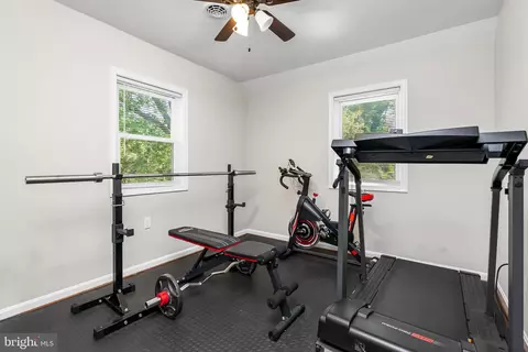 5509 Ashbourne Rd, Halethorpe, MD 21227 photo 25