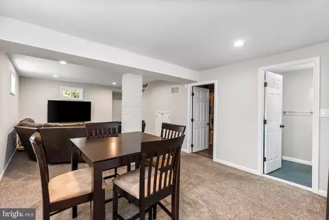 5509 Ashbourne Rd, Halethorpe, MD 21227 photo 32