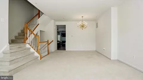 28 Buttonwood Ct, Rosedale, MD 21237 photo 15