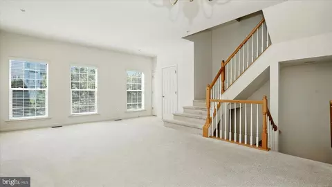 28 Buttonwood Ct, Rosedale, MD 21237 photo 11