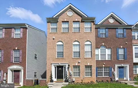 28 Buttonwood Ct, Rosedale, MD 21237