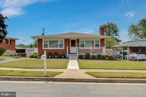 8305 Berkfield Rd, Rosedale, MD 21237