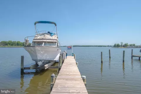 6610 River Drive Rd, Sparrows Point, MD 21219 photo 8