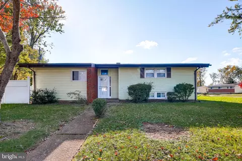4727 Three Oaks Rd, Pikesville, MD 21208