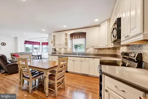 9415 Twilight Dr, Nottingham, MD 21236 photo 12