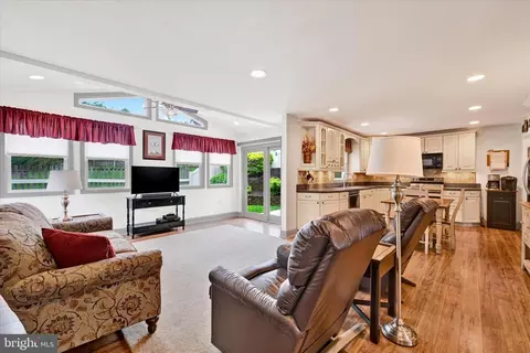 9415 Twilight Dr, Nottingham, MD 21236 photo 7