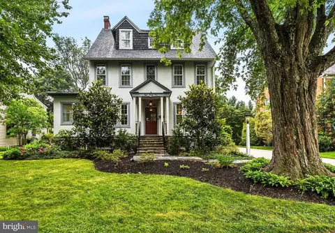 821 Wellington Rd, Baltimore, MD 21212