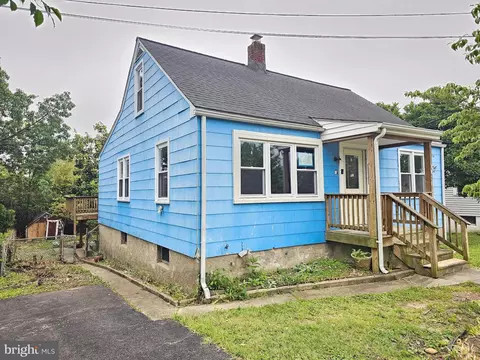 1605 Evergreen Dr, Dundalk, MD 21222