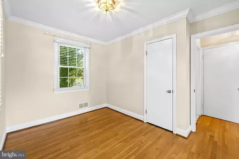 1516 Berwick Rd, Towson, MD 21204 photo 22