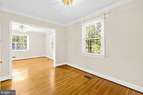 1516 Berwick Rd, Towson, MD 21204 photo 20