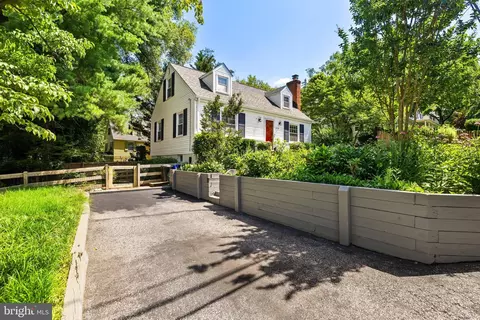 1516 Berwick Rd, Towson, MD 21204 photo 4