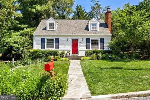 1516 Berwick Rd, Towson, MD 21204