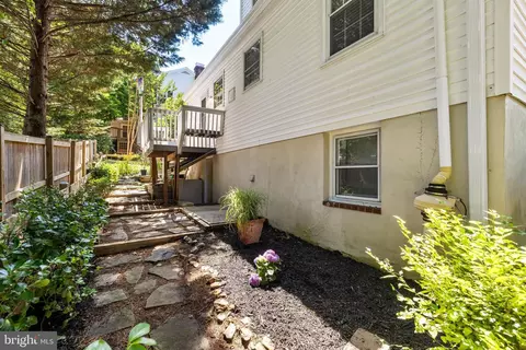 1516 Berwick Rd, Towson, MD 21204 photo 41