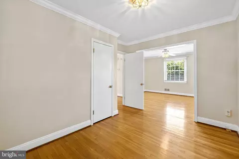 1516 Berwick Rd, Towson, MD 21204 photo 21
