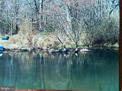 11512 Sherwood Rd, Upper Falls, MD 21156 photo 2