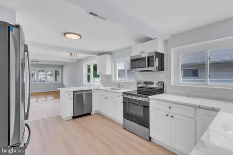 29 Transverse Ave, Middle River, MD 21220 photo 17