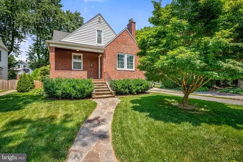 526 Dunkirk Rd, Baltimore, MD 21212