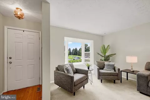 38 Stoneway Pl, Nottingham, MD 21236 photo 3