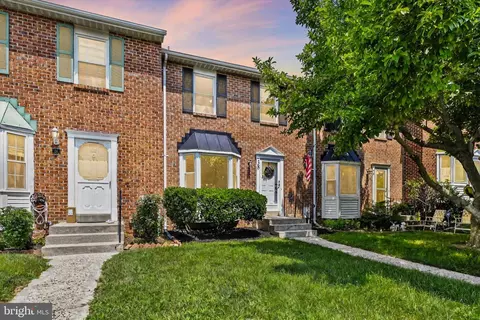38 Stoneway Pl, Nottingham, MD 21236 photo 2
