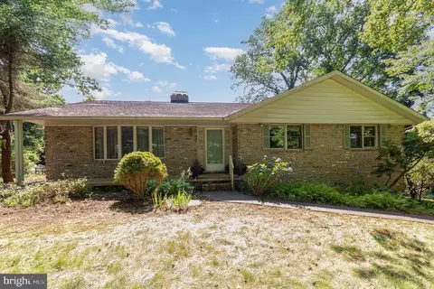 11909 Cedar Ln, Kingsville, MD 21087
