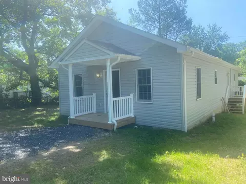 9 Slipstream Ct, Middle River, MD 21220