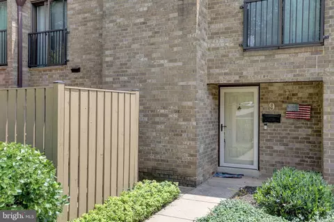 9 Wimpole Ct #B, Cockeysville, MD 21030