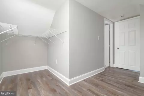 Entry Way - 5122 E Joppa Rd, Perry Hall, MD 21128 photo 4 of 5