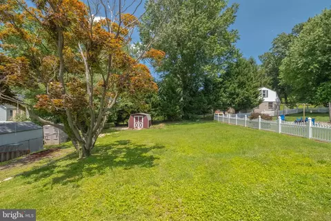 Exterior - 5122 E Joppa Rd, Perry Hall, MD 21128 photo 7 of 9